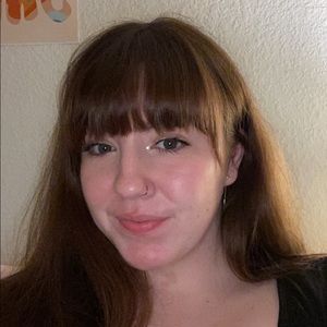 Meet your Posher, Alissa